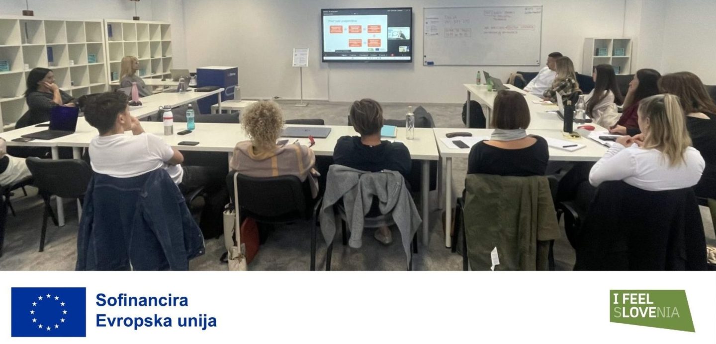 Začetek podjetniške poti_pasica